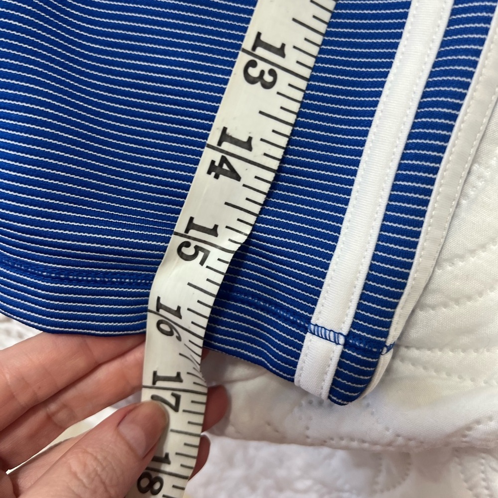 Adidas Womens Zippable Blue Small
Cropped Stripes - Picture 6 of 12